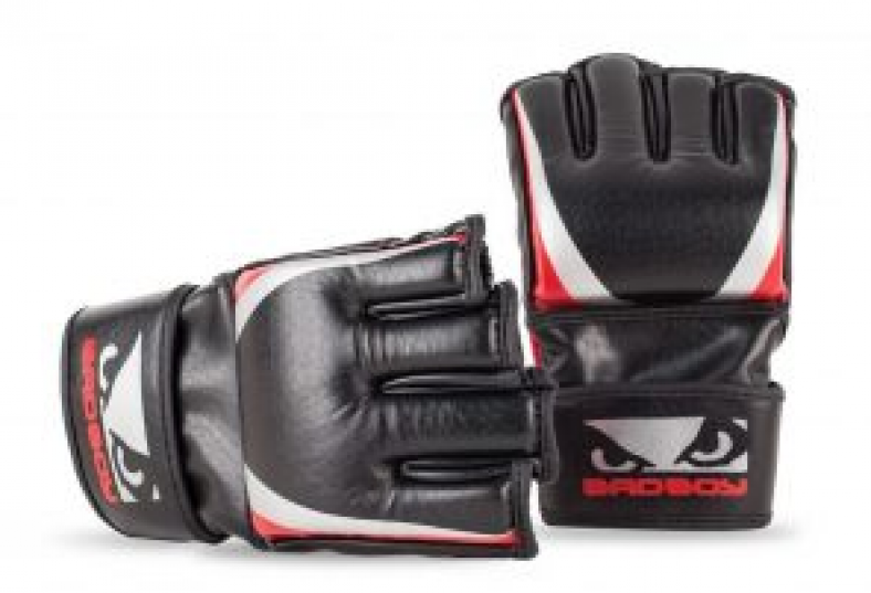Best MMA Gloves For Sparring, Grappling & Competition 2023