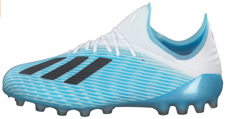 19.3 football boots